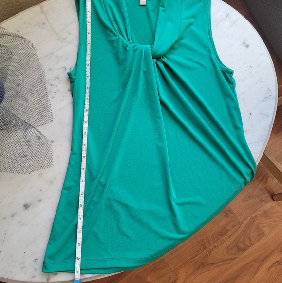 Banana Republic Sleeveless Top - Picture 6 of 7